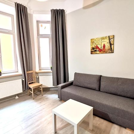 Lacplesa Downtown New 2-Bedroom Apartment Riga Buitenkant foto