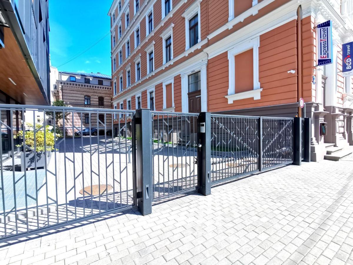 Lacplesa Downtown New 2-Bedroom Apartment Riga Buitenkant foto