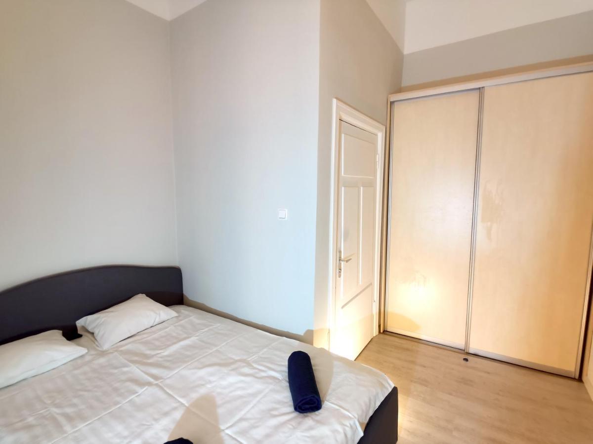 Lacplesa Downtown New 2-Bedroom Apartment Riga Buitenkant foto